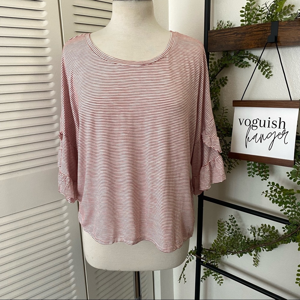 Belle Sky|2XL|White Red Striped 3/4 Ruffle Sleeve Crewneck Cross Open Back Top